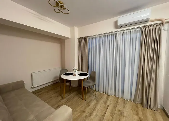 Ayan Mamaia Apartment